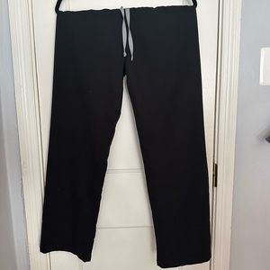 Figs Livingston Basic Scrub Pants